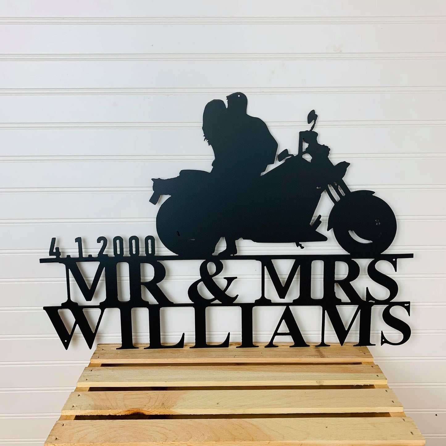 Happy Biker Couple - PERSONALIZED Metal Wall Art (🇺🇸Made In The USA)